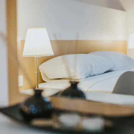 Stephanie * 拉纳卡